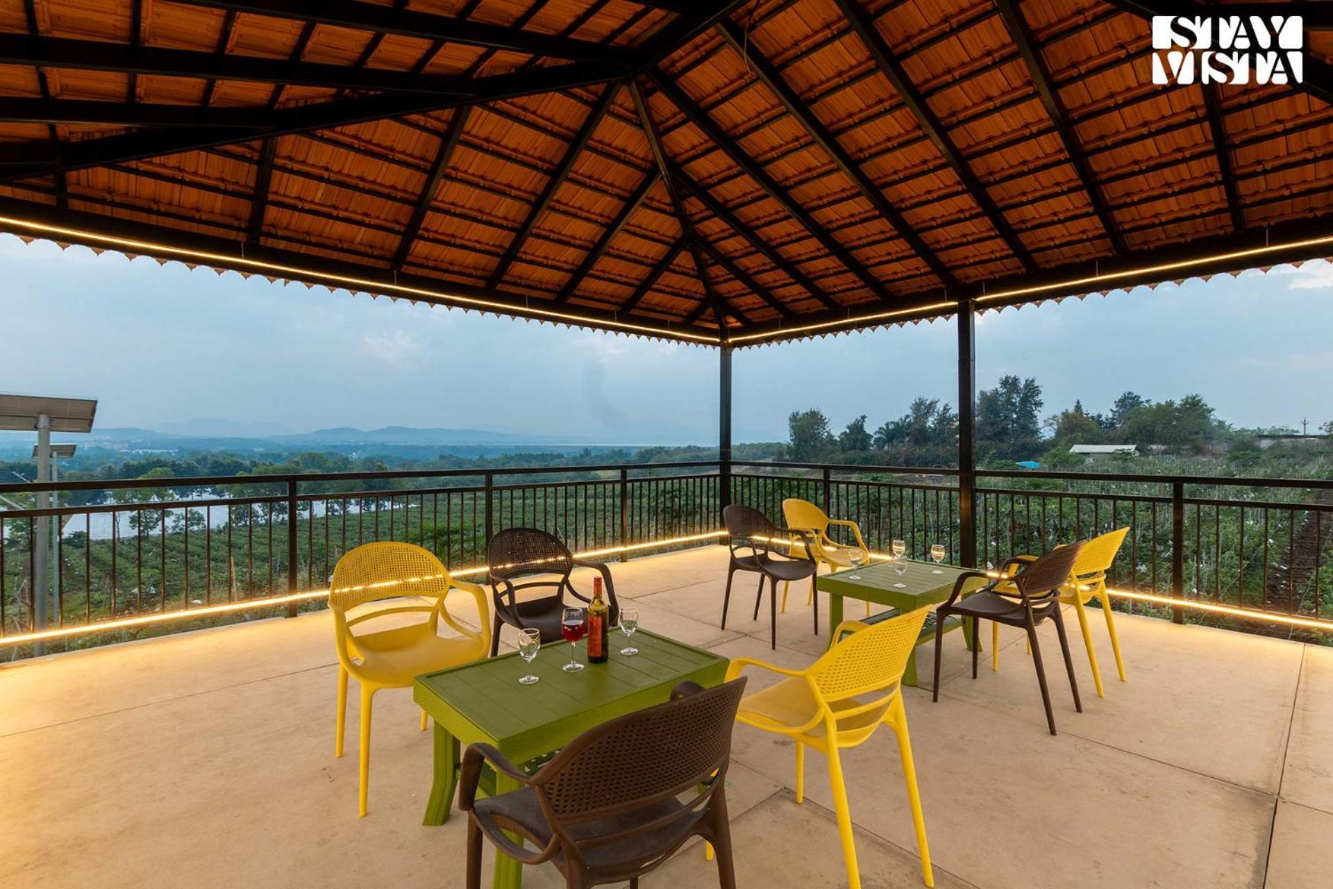 Stayvista'S Harvest Haven - Pool-View Villa With Deck & Machan Near Sula Nashik Exterior foto